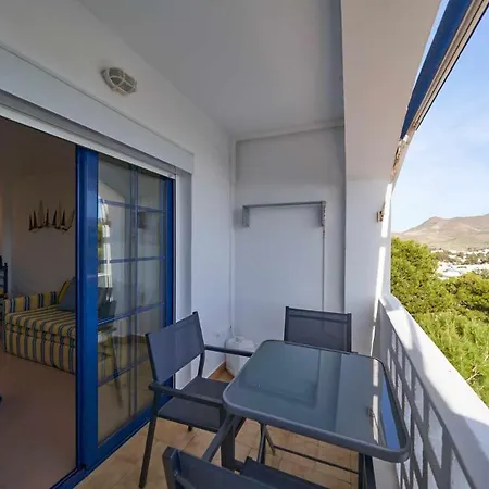 公寓 Panoramico Tres Pinos Piscina 圣何塞