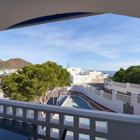 公寓 Panoramico Tres Pinos Piscina 圣何塞
